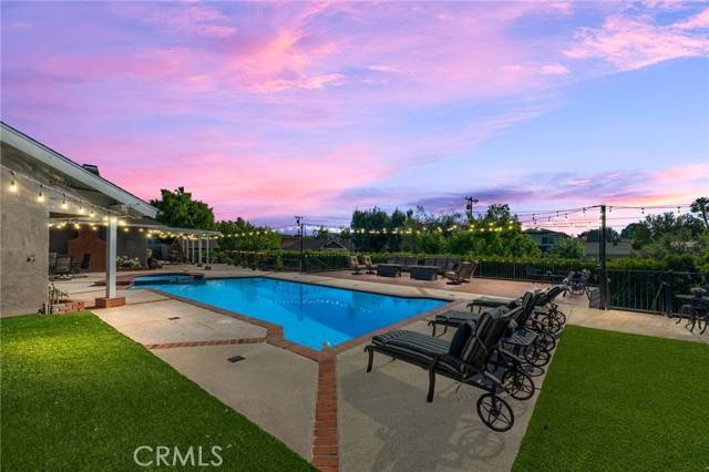 Yorba Linda, CA 92886,4571 Mimosa DR