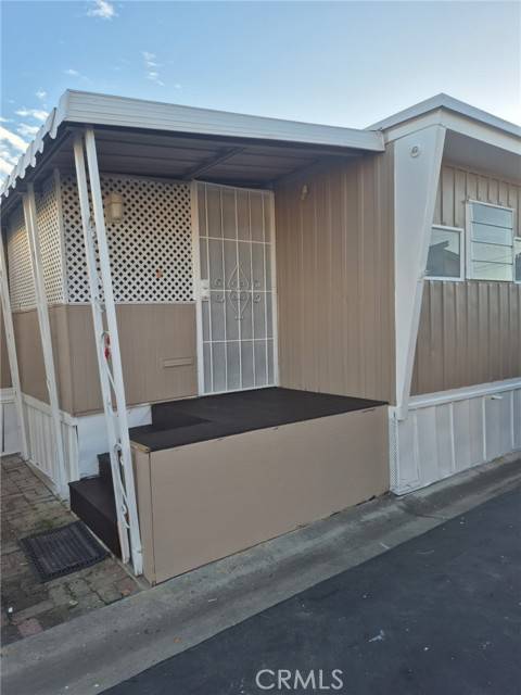 Lomita, CA 90717,24725 Pennsylvania AVE B18