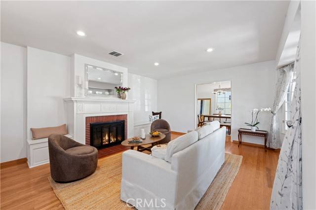 Glendale, CA 91202,1636 Ard Eevin AVE