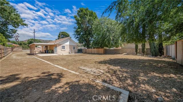 Sylmar, CA 91342,10824 Foothill BLD