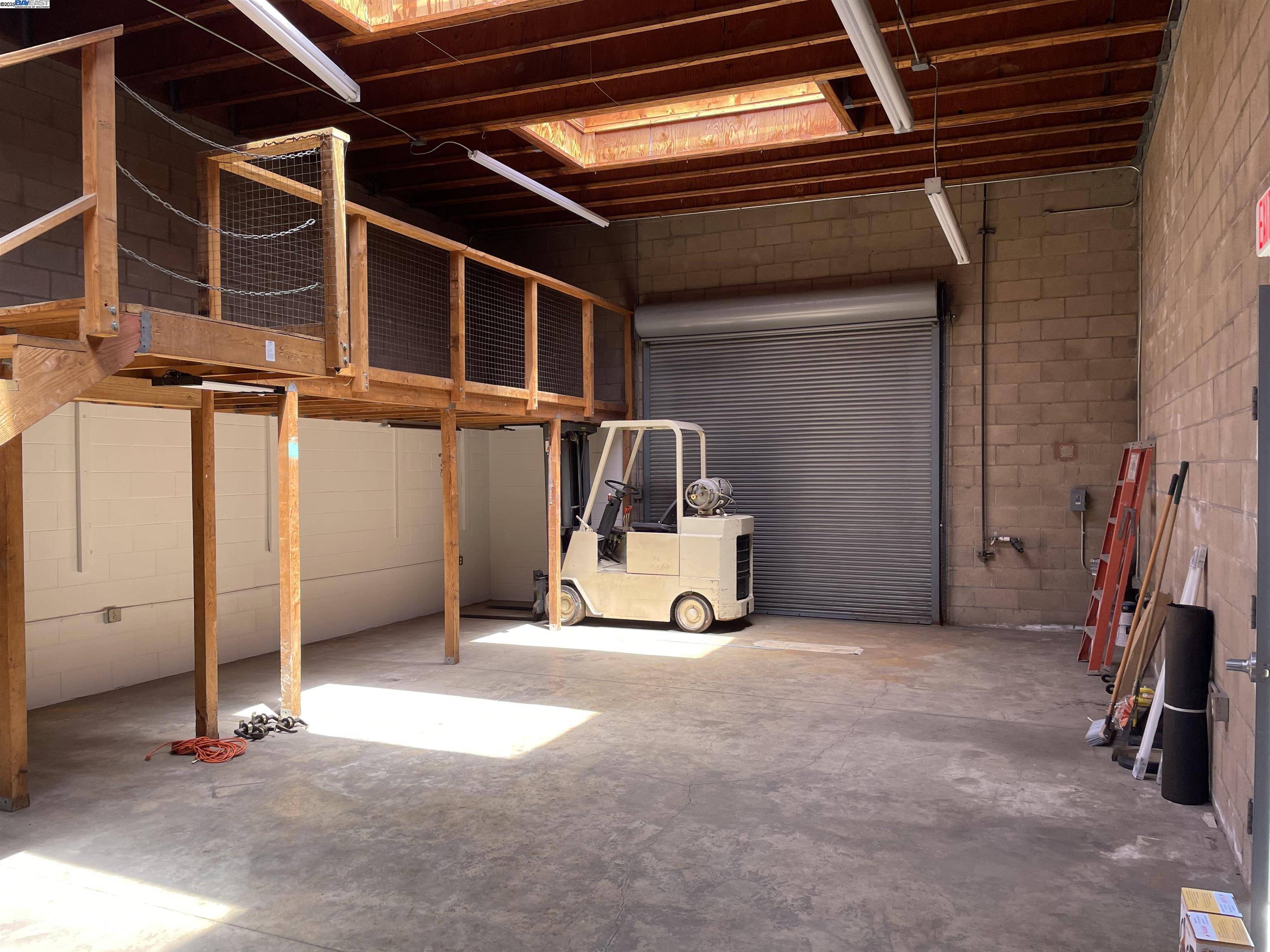 Oakland, CA 94601,3326 Elmwood AVE