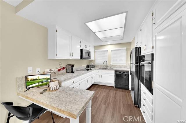 Laguna Woods, CA 92637,2154 Ronda Granada O