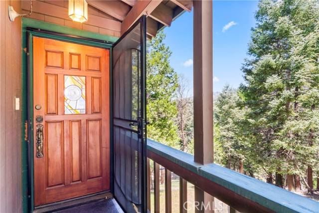 Crestline, CA 92325,24950 Highland DR