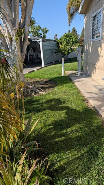 Santa Ana, CA 92704,310 Prince LN