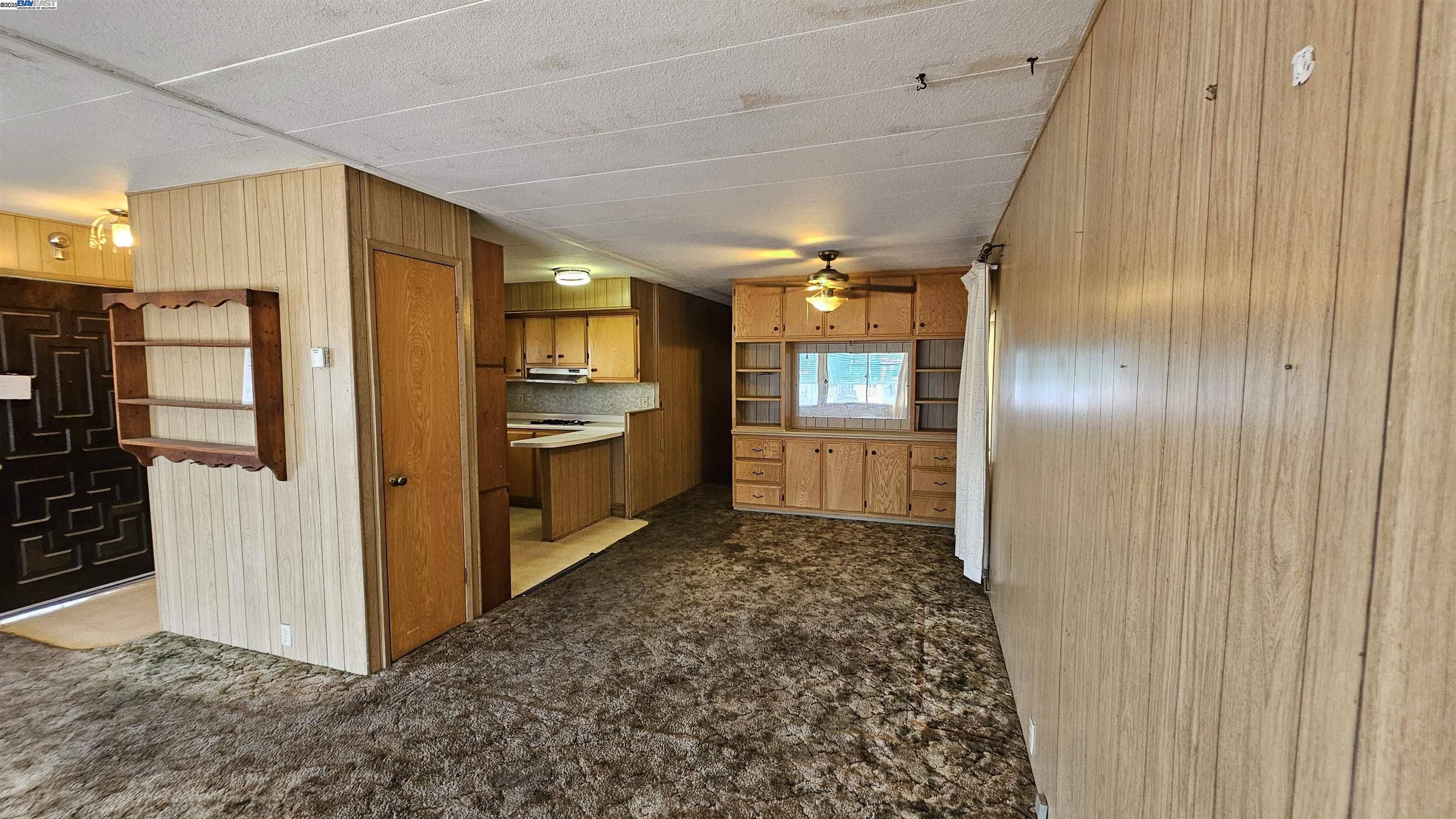 Escalon, CA 95320,2505 jackson 106