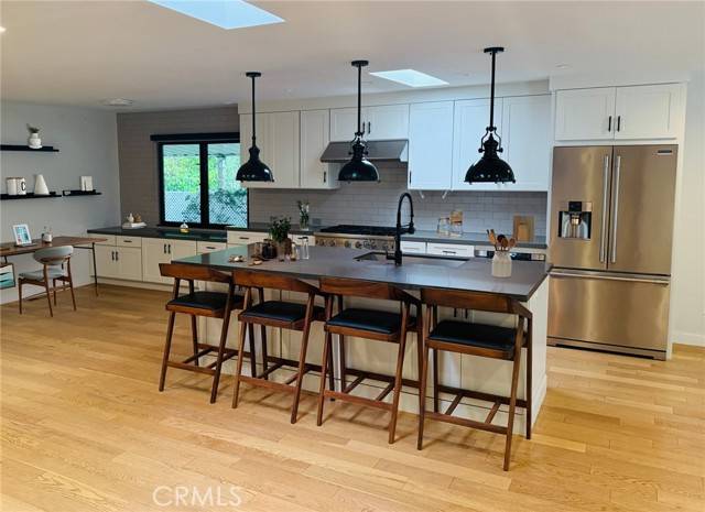 Westlake Village, CA 91361,126 Fallen Leaf LN