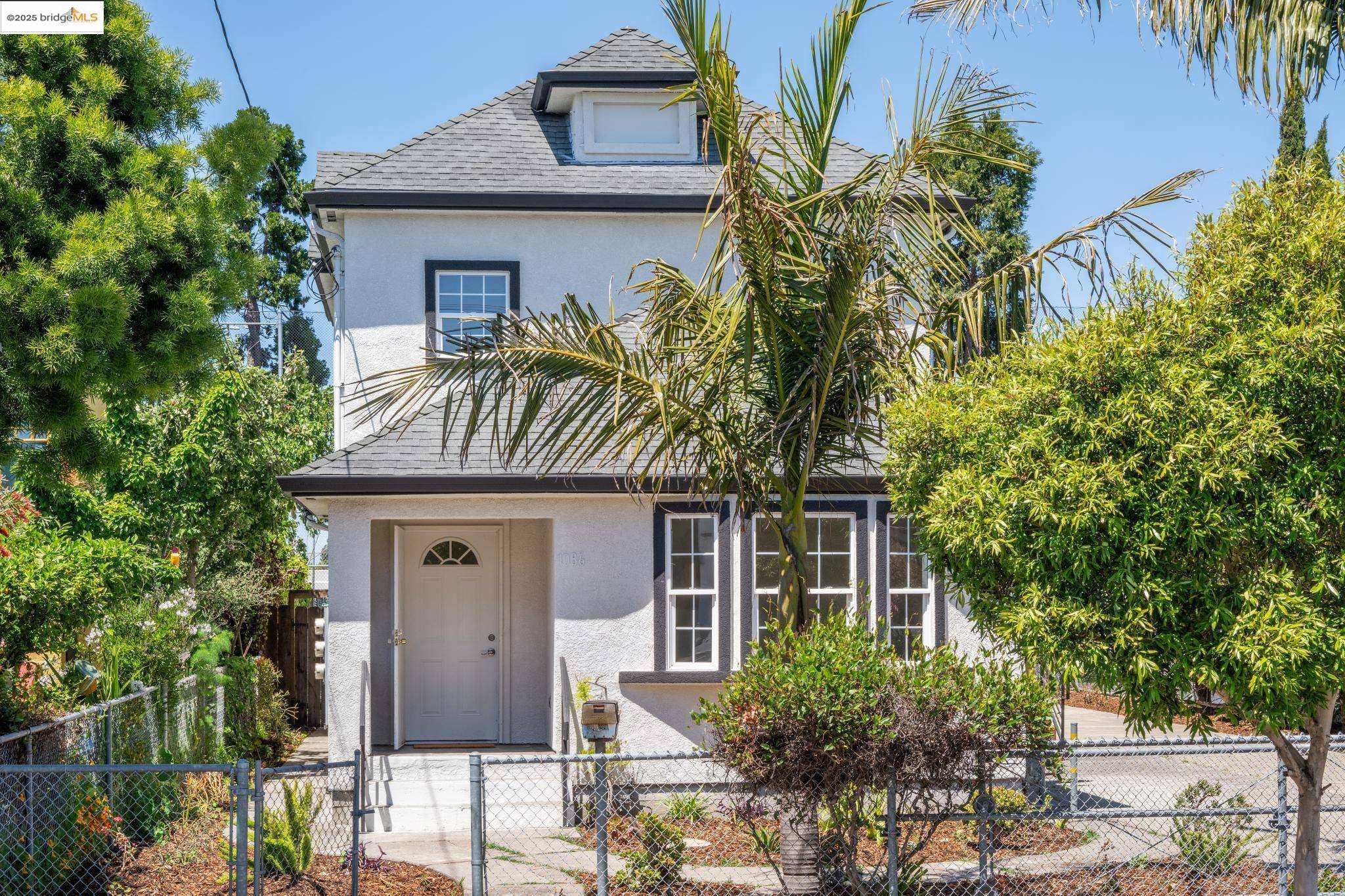 Oakland, CA 94608,1086 61st St