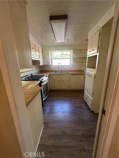 Sunland, CA 91040,7918 Kyle ST