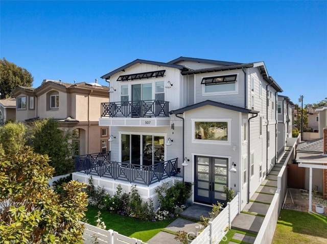 Redondo Beach, CA 90277,507 N Maria AVE A