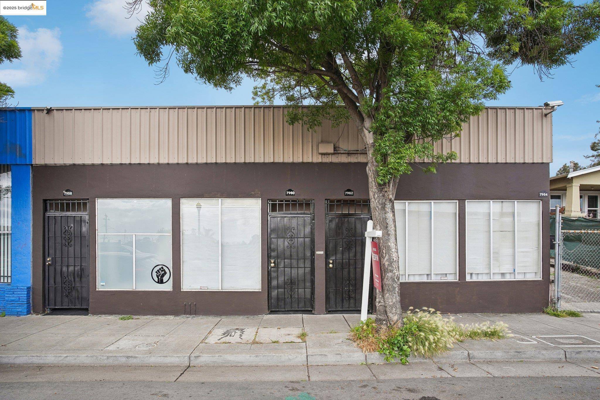 Oakland, CA 94605,7960 Macarthur Blvd