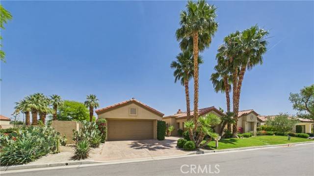 La Quinta, CA 92253,56120 Riviera
