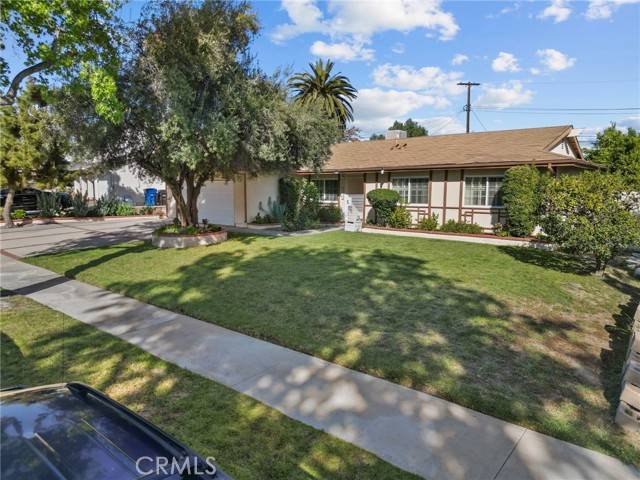 Sylmar, CA 91342,11242 Kamloops ST