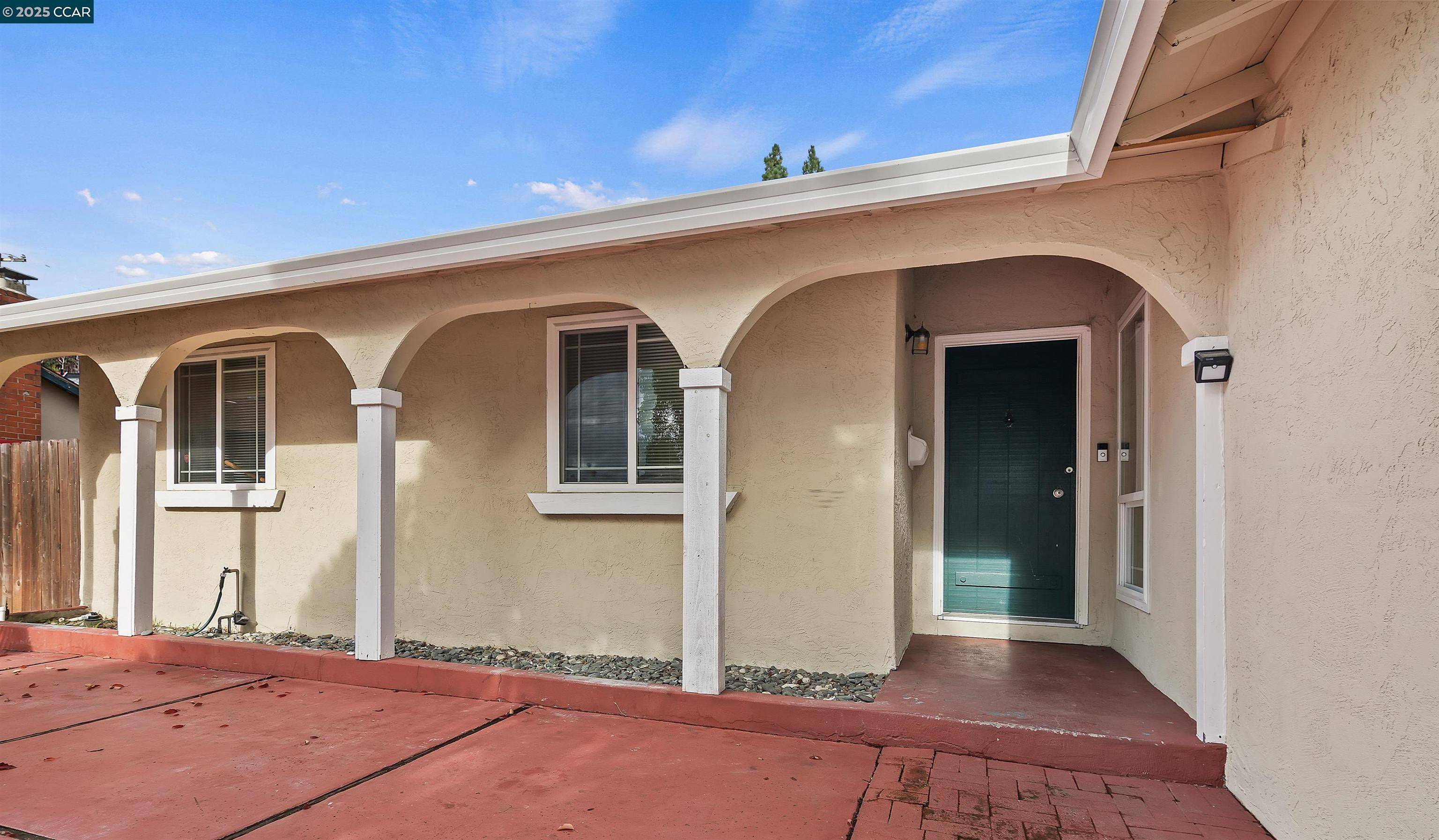 Martinez, CA 94553,2111 Shasta Dr