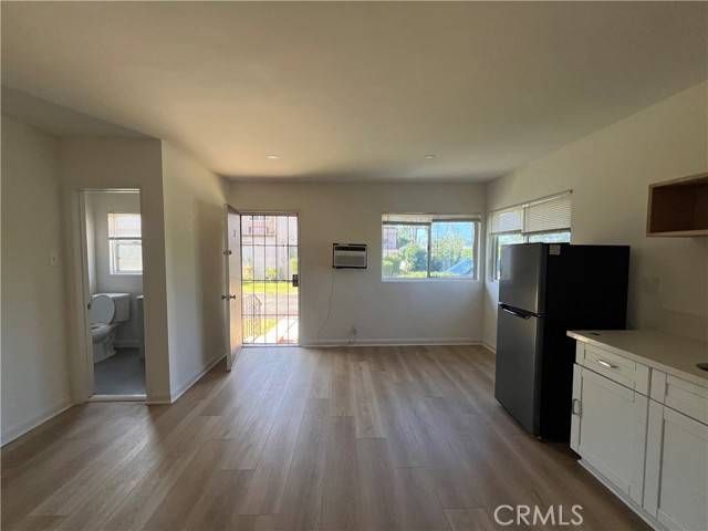 North Hollywood, CA 91601,5920 Willowcrest Ave 7
