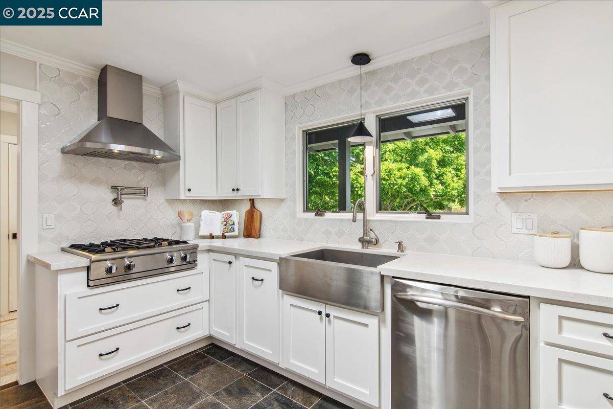 Lafayette, CA 94549,539 Silverado Dr