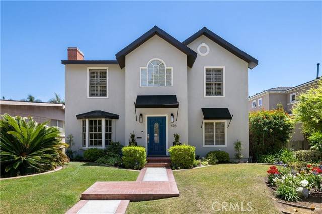 Long Beach, CA 90814,426 Ultimo AVE