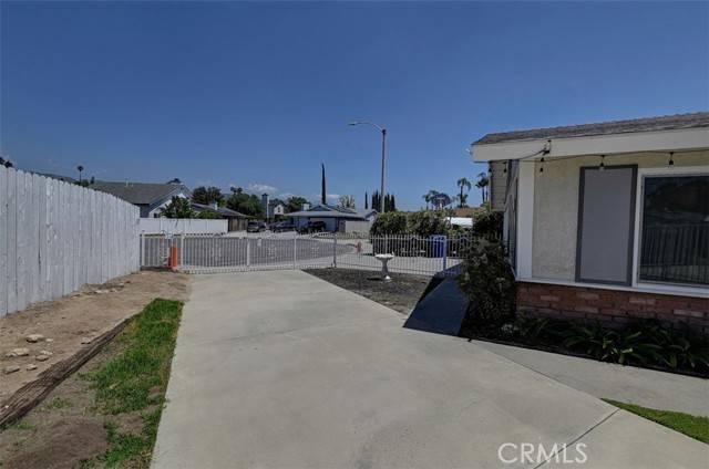 Highland, CA 92346,7672 Tonner CIR