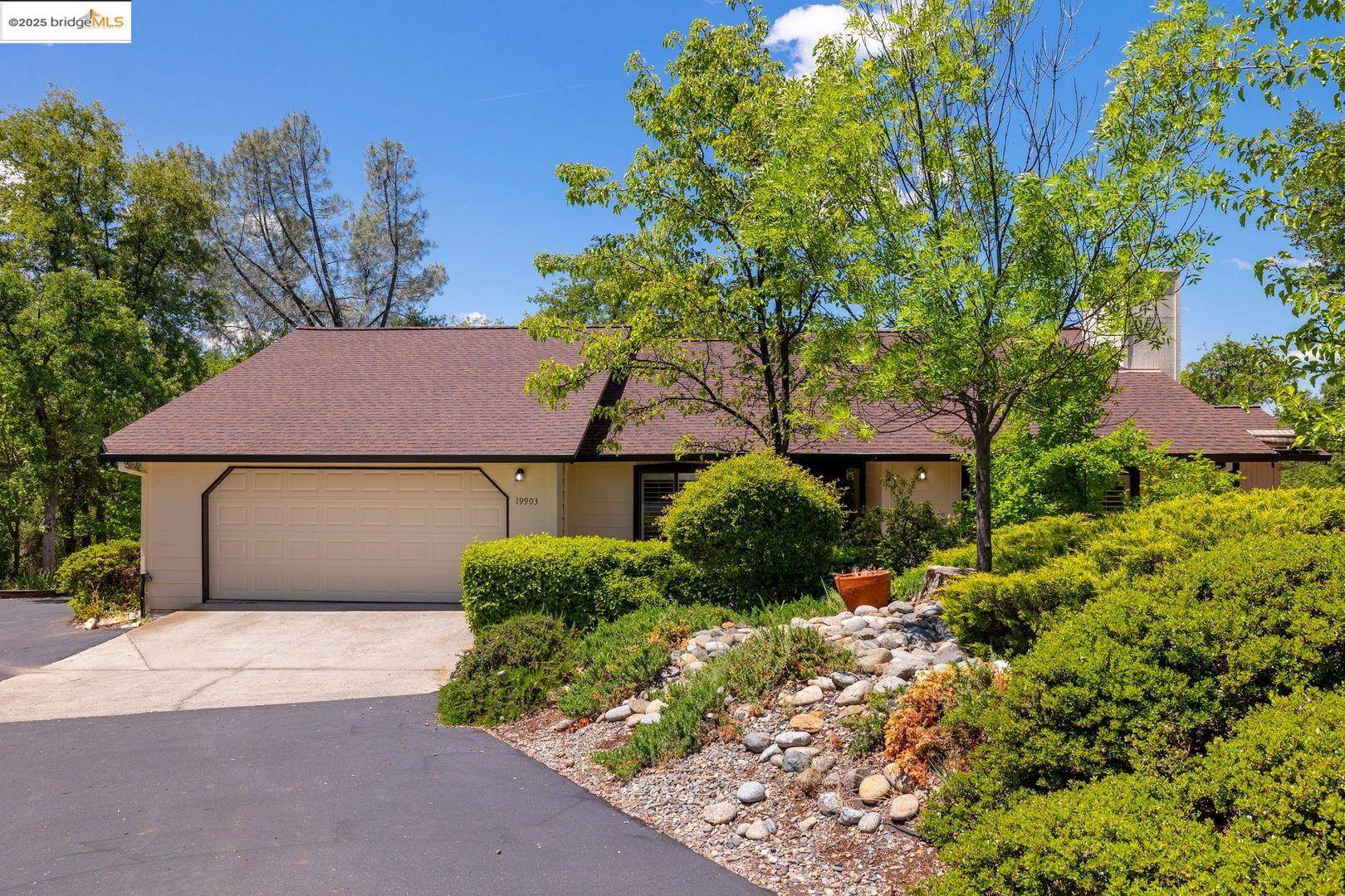 Sonora, CA 95370,19903 Sally CT