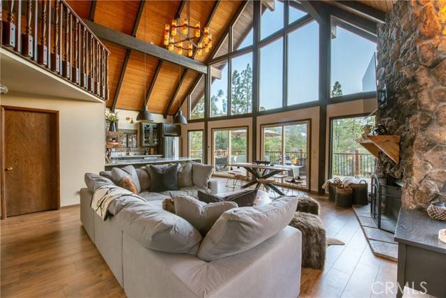 Big Bear Lake, CA 92315,43620 Colusa DR