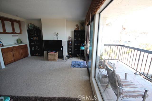 San Pedro, CA 90731,4041 Bluff PL 2