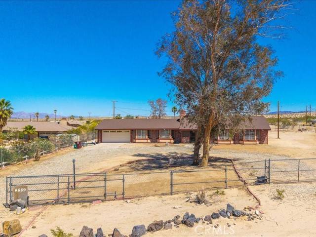 Twentynine Palms, CA 92277,4689 Stirrup LN