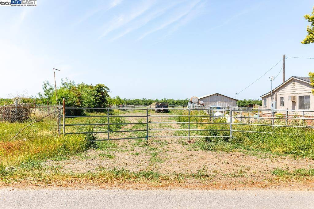 Modesto, CA 95357,437 Goodwin Rd