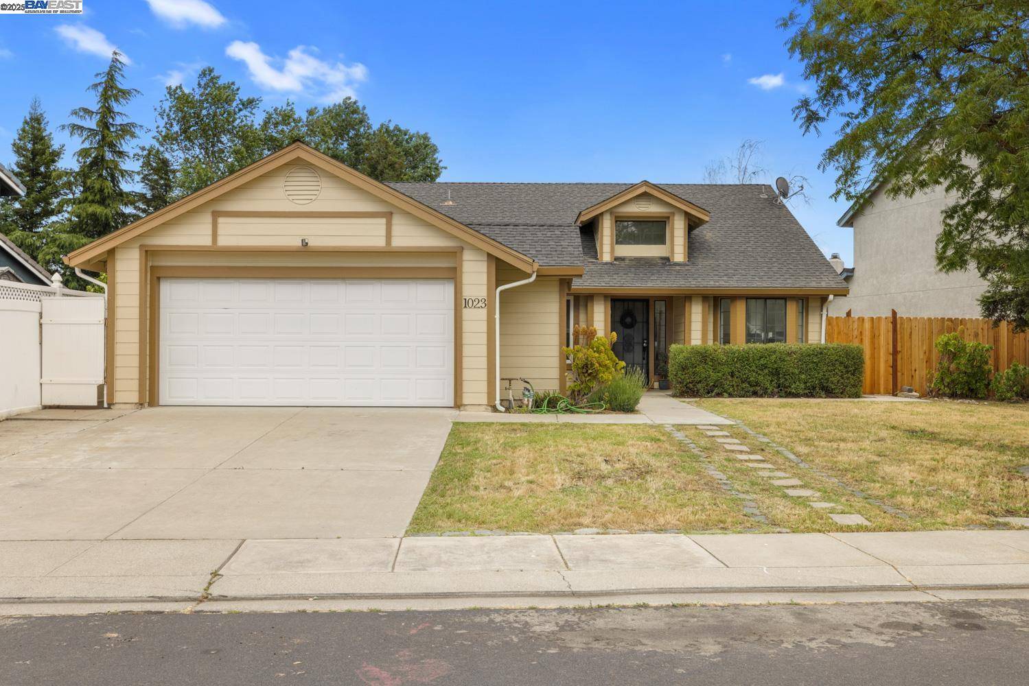 Manteca, CA 95337,1023 Snowgoose Ln