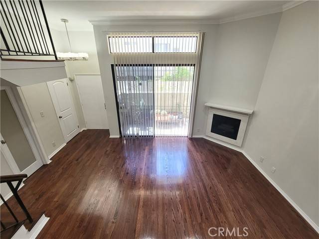 North Hollywood, CA 91605,13243 Vanowen ST 14