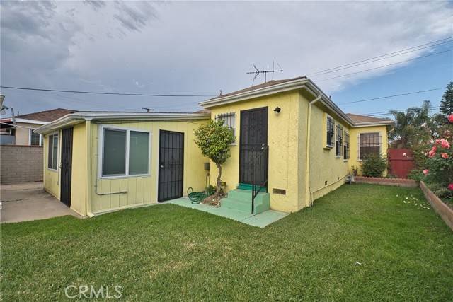 Lynwood, CA 90262,11705 Peach ST