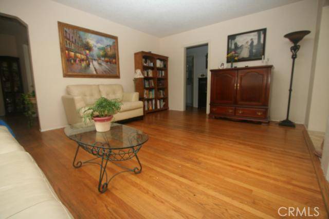 San Gabriel, CA 91775,8374 Doris AVE