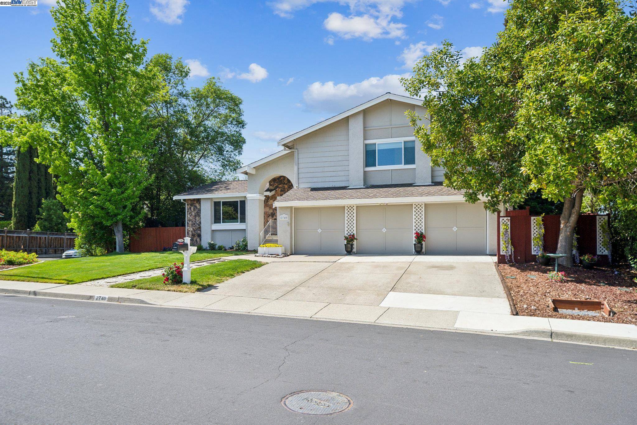San Ramon, CA 94583,2740 Mohawk Cir