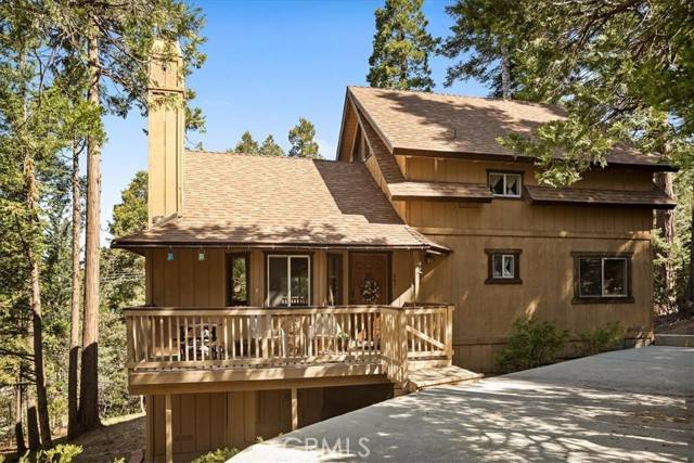 Lake Arrowhead, CA 92317,267 Pioneer RD