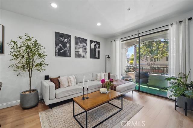 Long Beach, CA 90802,555 Maine AVE 103