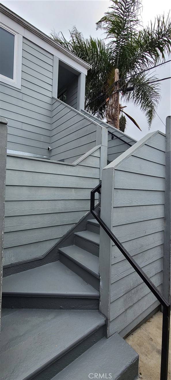 San Clemente, CA 92672,102 Avenida San Fernando 5