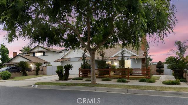San Dimas, CA 91773,239 N Basilio AVE