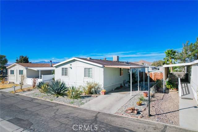 Rosamond, CA 93560,2117 Windflower Dr 108