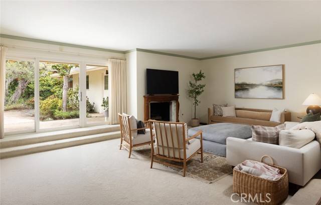 Newport Beach, CA 92660,1620 Lincoln LN