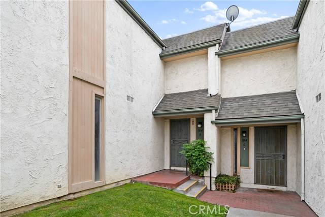 Monterey Park, CA 91754,184 Casuda Canyon DR B