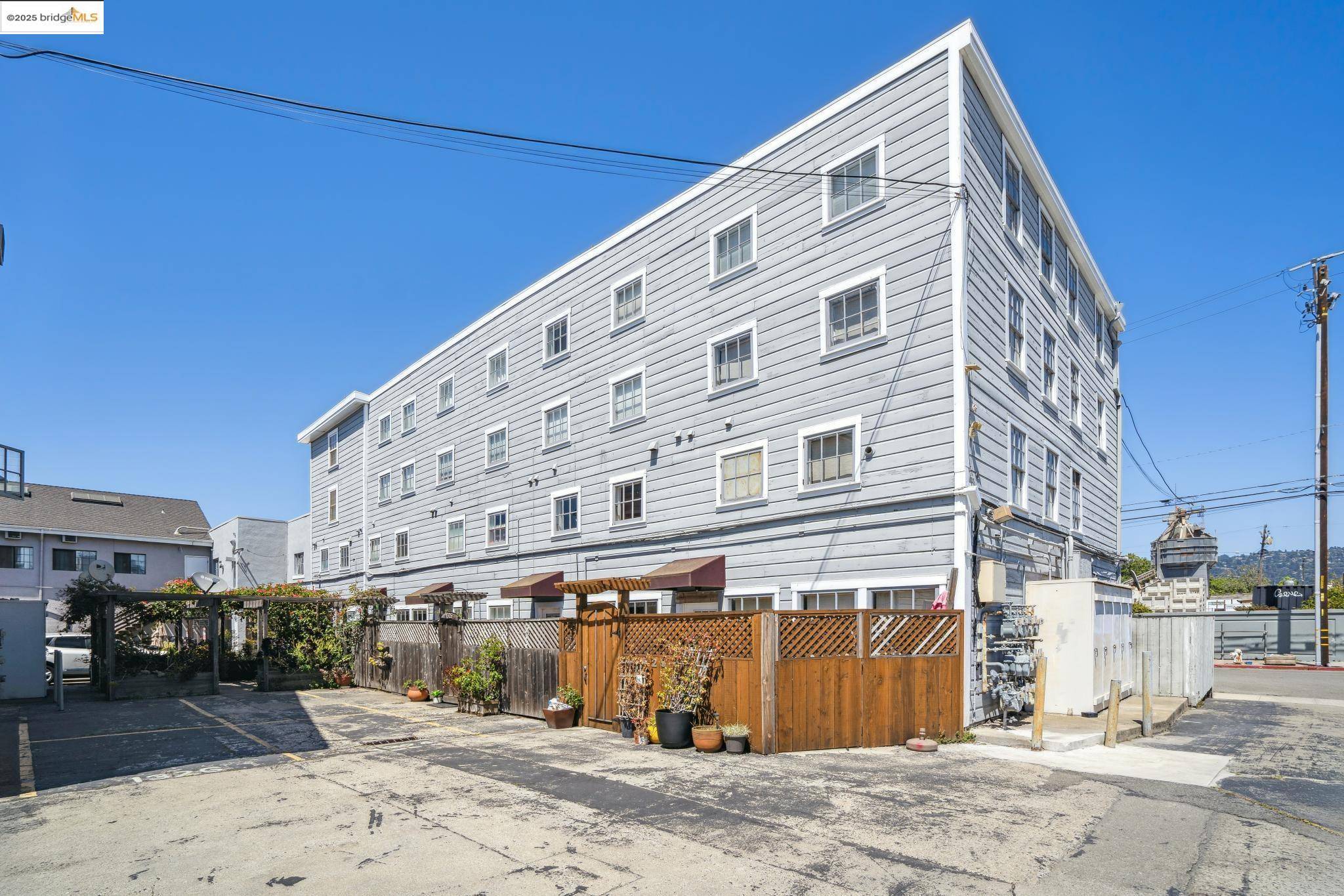 Berkeley, CA 94710,1326 4Th St