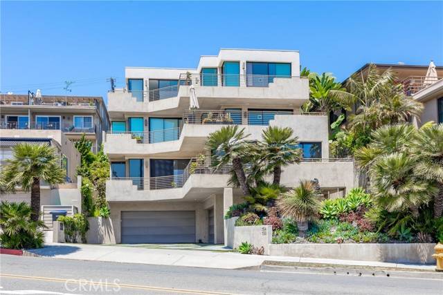 Laguna Beach, CA 92651,151 Cedar WAY