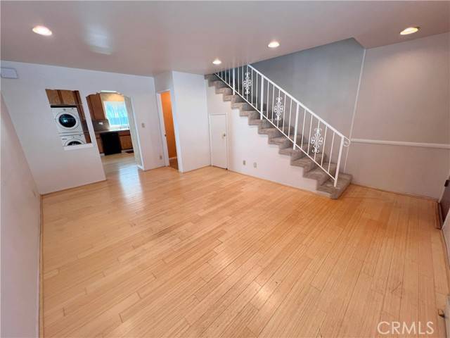 Signal Hill, CA 90755,1509 E 23rd ST A
