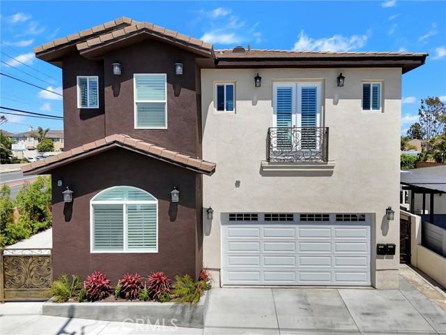 Huntington Beach, CA 92648,19002 Delaware ST