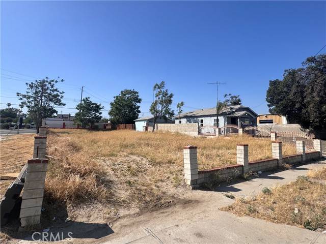 Colton, CA 92324,815 Orange Grove AVE