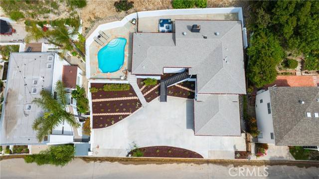 Sherman Oaks, CA 91423,3900 Benedict Canyon DR