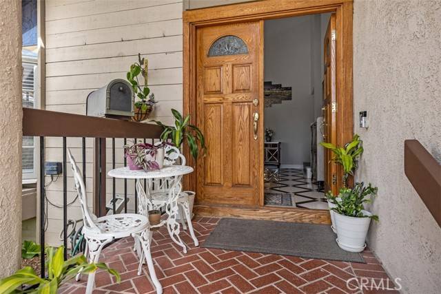 Lake Forest, CA 92630,21532 Camino Papal
