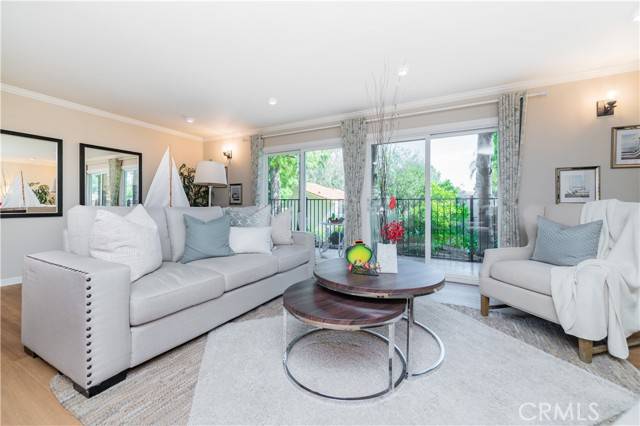 Laguna Woods, CA 92637,3438 Bahia Blanca B