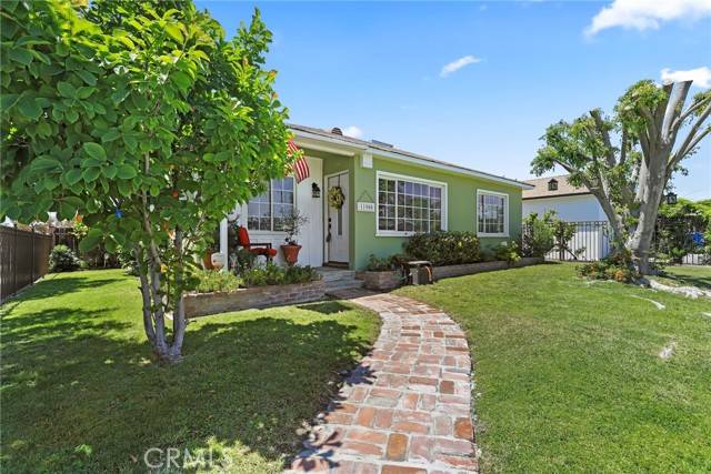 North Hollywood, CA 91605,11900 Covello ST