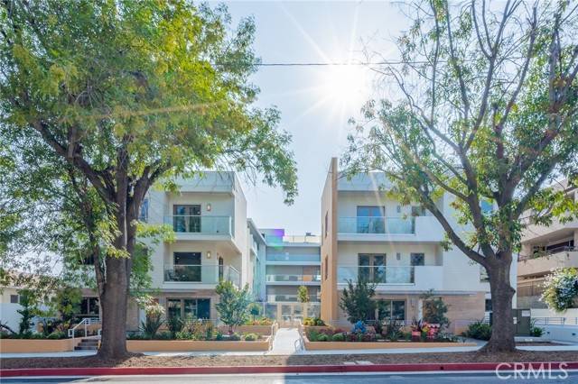 Pasadena, CA 91106,137 S Wilson AVE 105