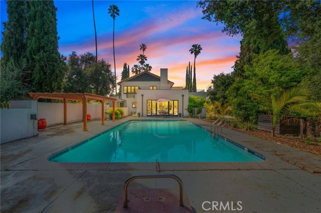 Redlands, CA 92373,24 W Hilton AVE