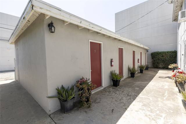 Alhambra, CA 91801,22 N Electric AVE